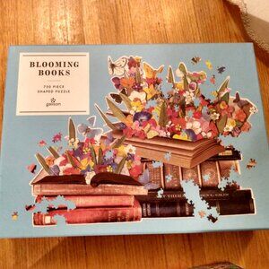 Jigsaw Puzzles Blooming Books 750 pieces